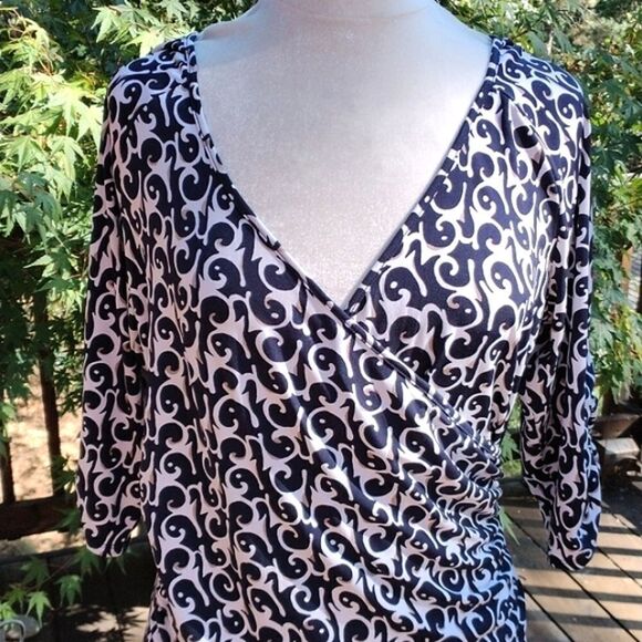 Laundry Soft Knit Dress - Picture 2 of 9